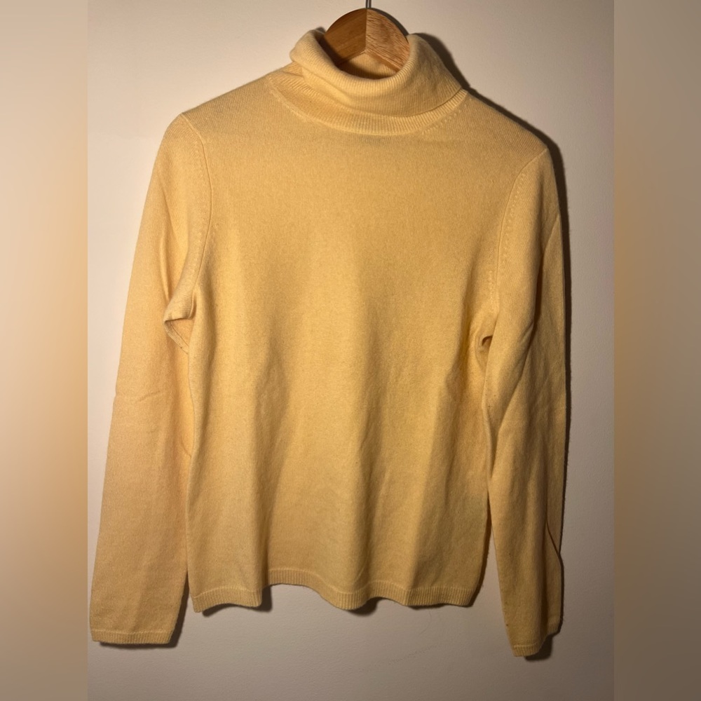 Sutton Studio Yellow Cashmere Sweater